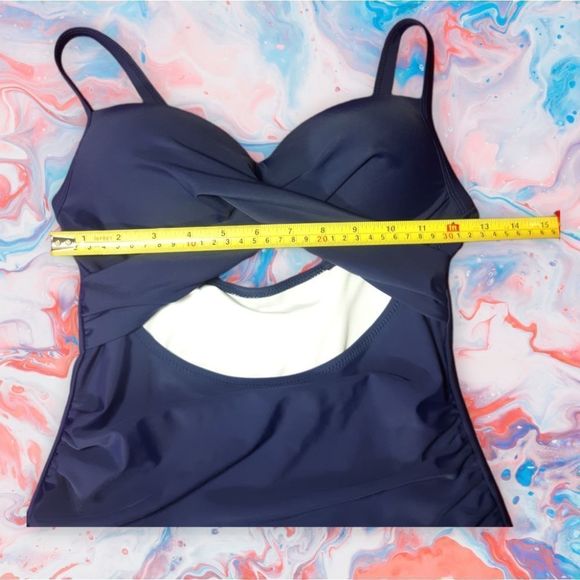One Piece Swimsuit W/ Cutout, rushed sides and crossed straps NWOT Size Small - Picture 6 of 10